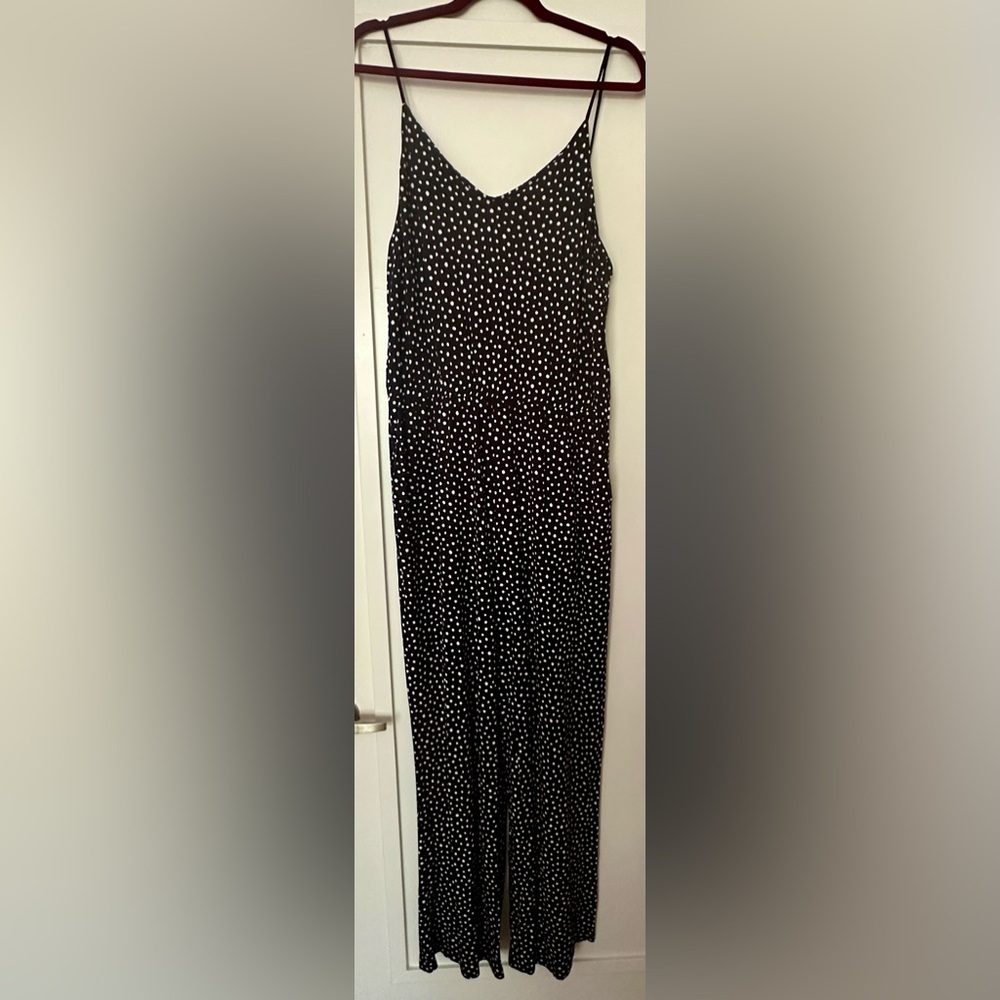Basic/Basique black and white polka dot romper- large